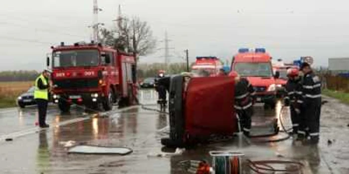 Braşov: Accident cu patru victime pe DN1, o persoană încarcerată