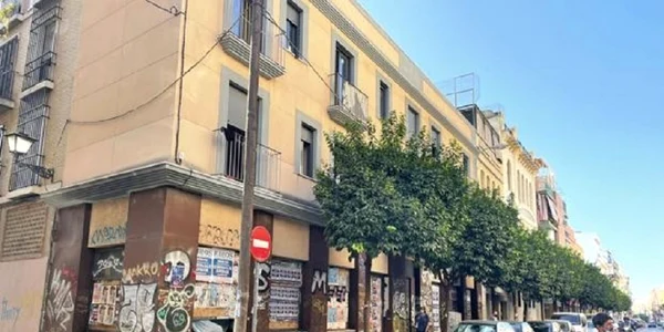 cladire spania romani