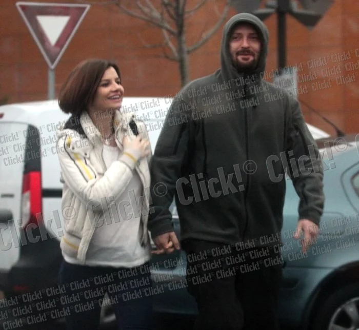 Cheloo şi iubita lui, împreună la cumpărături (Foto: Pappics)