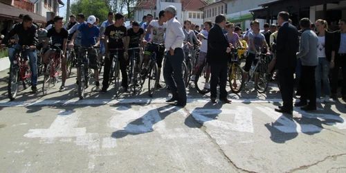 Concurs de ciclism în comuna Măciuca. 70 de ciclişti s-au întrecut pe o distanţă de câteva zeci de kilometri