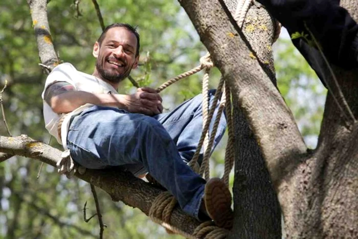 George Vintilă este pasionat de cățărări, indiferent că vorbim de munte sau de copaci