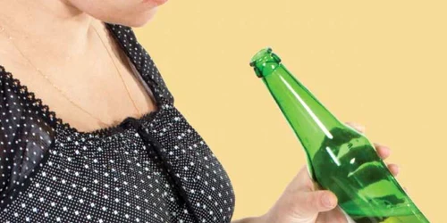 Femeile sunt cele puse la zid