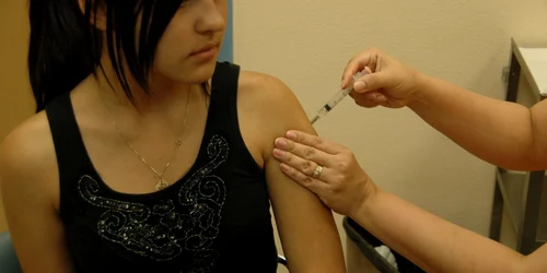 Prima etapă de vaccinare împotriva virusului HPV se va încheia pe 14 decembrie