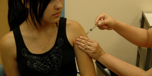 Prima etapă de vaccinare împotriva virusului HPV se va încheia pe 14 decembrie