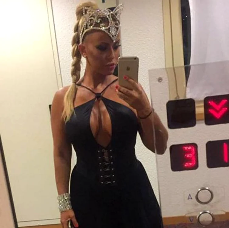 
    Anda nu stă la plajă fără accesoriiFoto: arhivă personală  