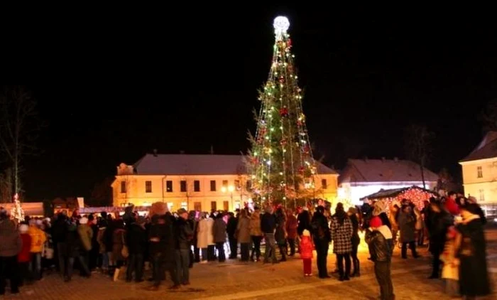Piaţa Cetăţii din Alba Iulia. Foto Adevărul