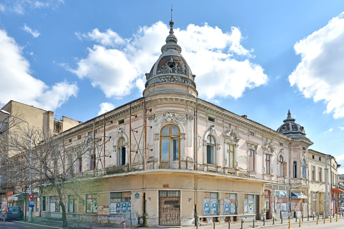Casa Petrescu   exterior jfif