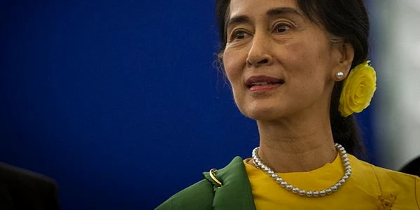 Aung San Suu Kyi foto twitter