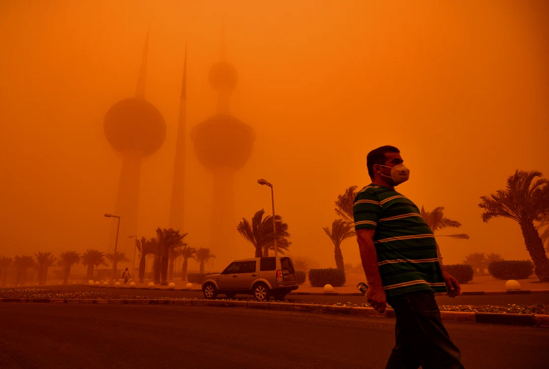 Temperaturile în Al-Kuweit ajung şi la 52 de grade foto: EPA-EFE
