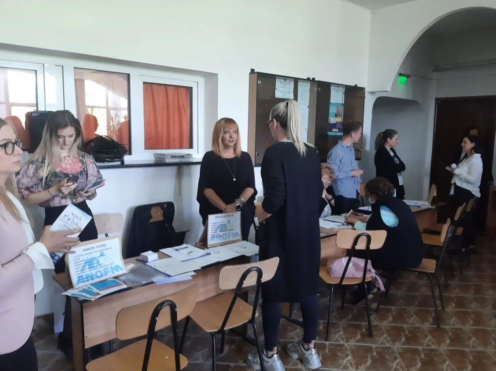 Cât de important e să lucrezi în domeniul în care ai studii? „Se vor căuta tot mai mult persoane cu competențe tehnice". Cum arată piața muncii în 2026