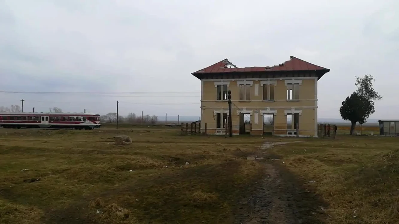 Gările aflate în paragină ar putea fi transferate către primării FOTO Adevărul (arhivă)