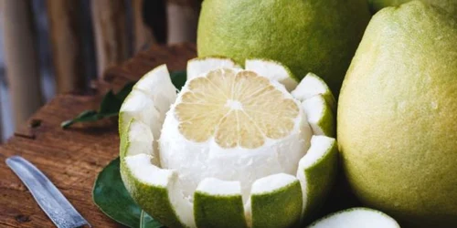 Dieta cu pomelo! Acest fruct delicios te ajută să slăbeşti 5 kg într-o săptămână