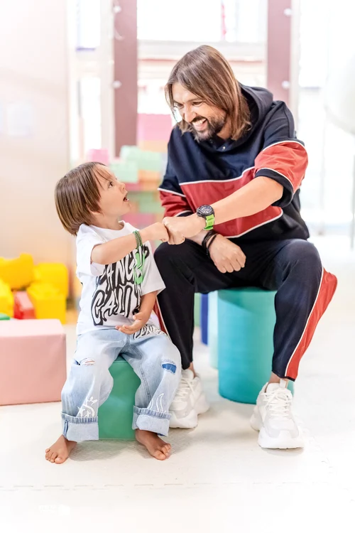 „Arkan e mic, iar eu, la 45 de ani, altfel trăiesc sentimentul de tată.”