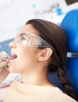 implanturi dentare jpg