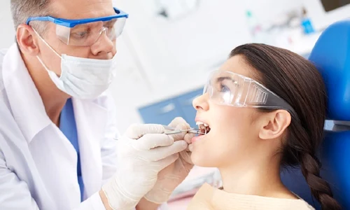 implanturi dentare jpg