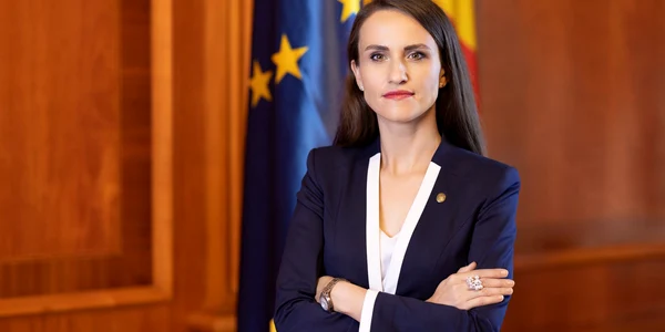 Oana Toiu  jpg