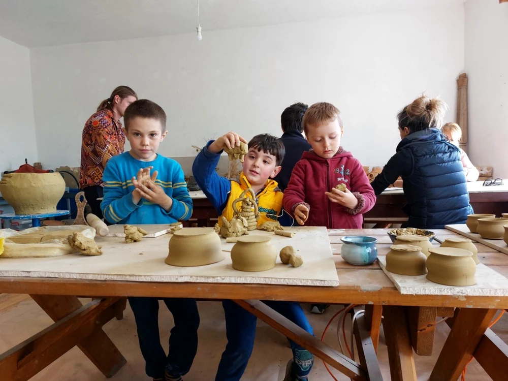 Sursa Aluniş Art Center