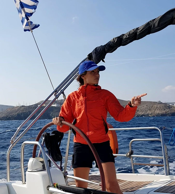 Adriela Morar călătoreşte mult pe mare