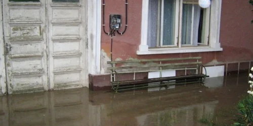 Reşiţa: Două localităţi din judeţul Caraş- Severin au fost afectate de ploile din ultimile ore