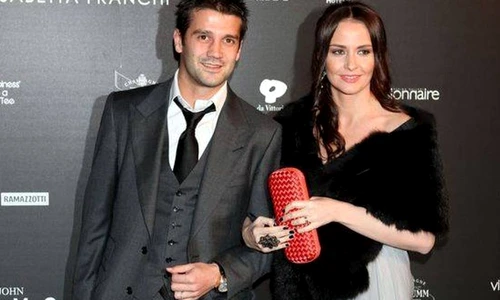 1 2 adelina chivu eye 1280x720 jpg jpeg