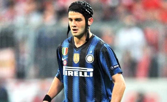 
    Cristi Chivu  