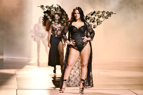 Ashley Graham la Victoria's Secret, Profimedia