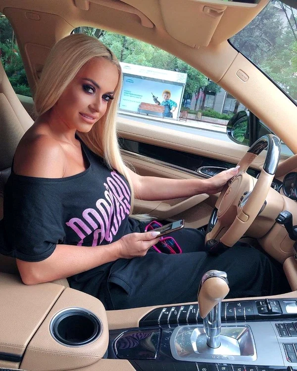 7 anda adam criticata masina parcata 6 jpg jpeg