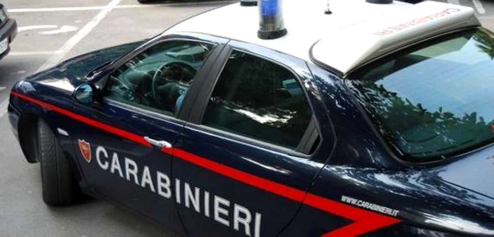 Autorităţile italiene au fost alertate de mătuşa tinerei