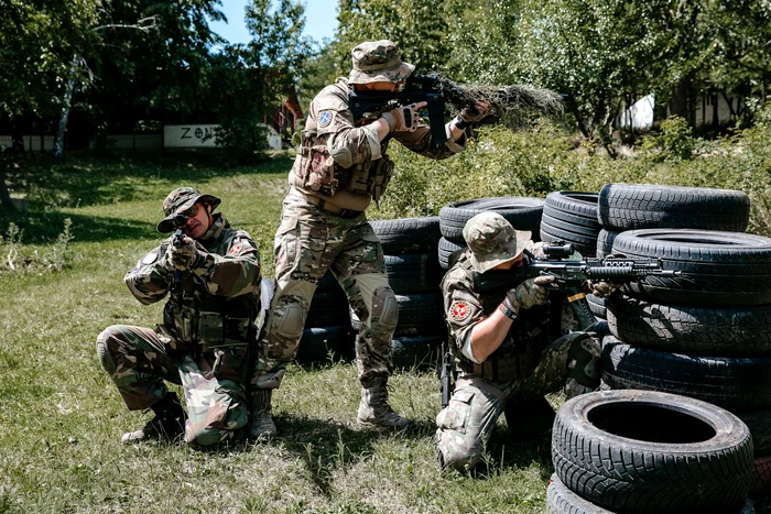 Tabăra militară de la Agafton FOTO Timofte Florin