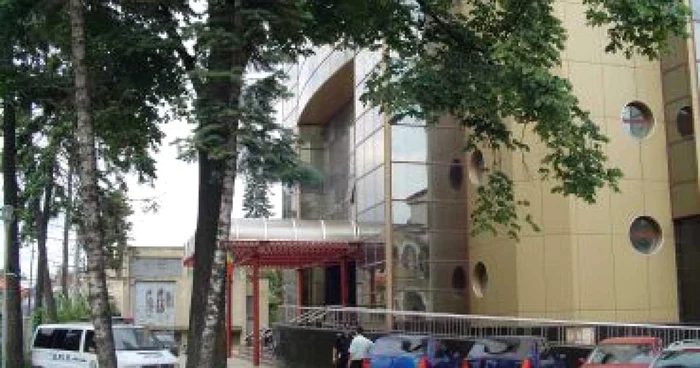 Ploieşti: Poliţiştii arestaţi în iunie pentru luare de mită vor fi trimişi în judecată