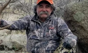 Ernie Dosio FOTO Wagonhound Outfittersn Facebook via People webp