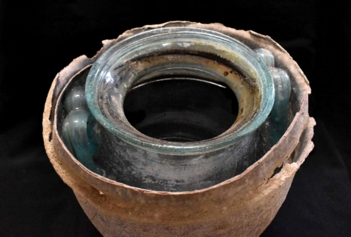 Cel mai vechi vin din lume, descoperit într-un mausoleu roman (© Journal of Archaeological Science)