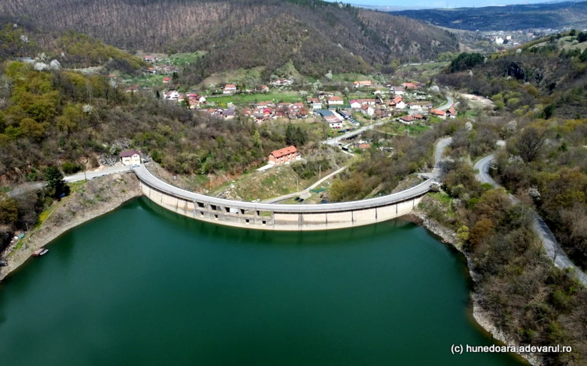 Barajul Cinciş. Foto: Daniel Guţă. ADEVĂRUL