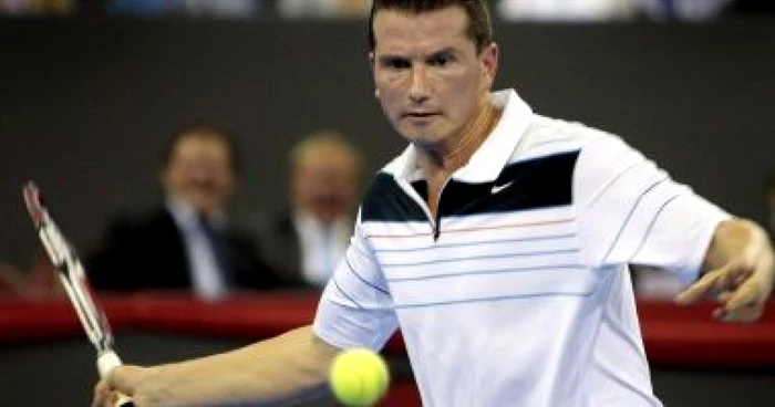 TENIS: Fost campion la Wimbledon, Richard Krajicek a ajuns caddy la golf!