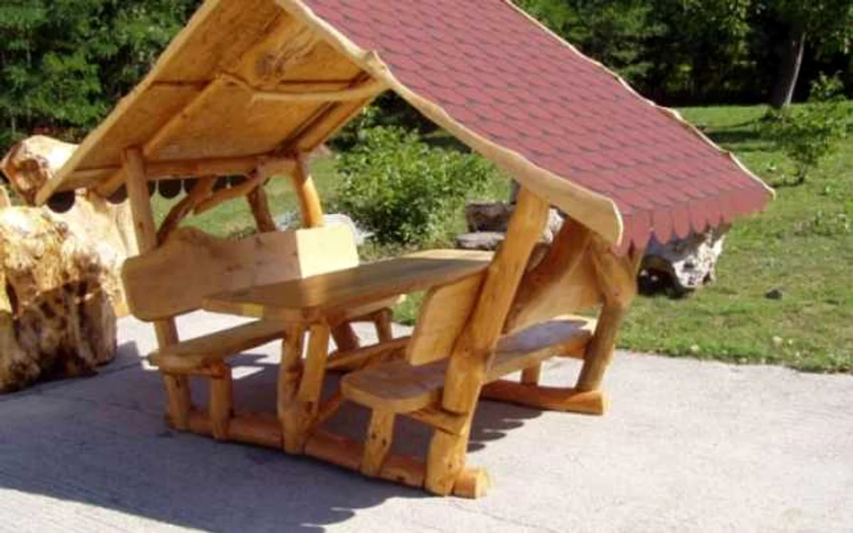 mobilier de grădină din lemn rotund