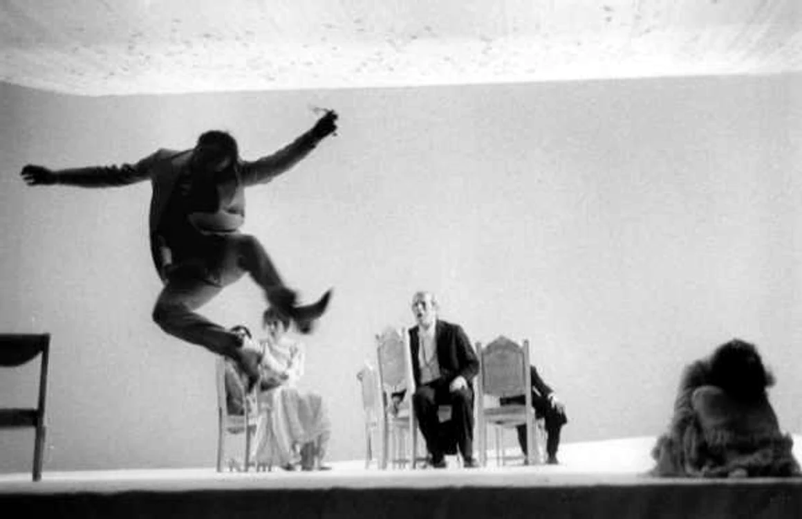 Livada de vişini, regia Giorgio Strehler Fotocredit: Luigi Ciminaghi Arhiva Piccolo Teatro