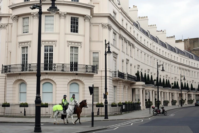 Locuinţele cartierului exclusivist Belgravia au mai mereu obloanele trase FOTO GettyImages/Gulliver