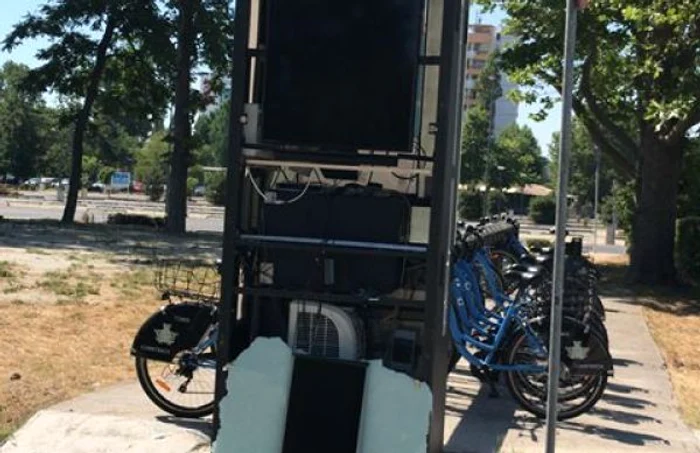 Staţie de biciclete vandalizată la Constanţa Mamaia zona Rex Sursa Primăria Constanţa