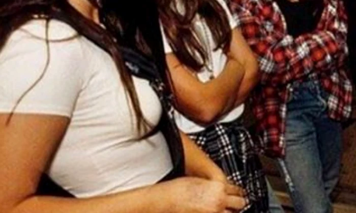 kim tbt png