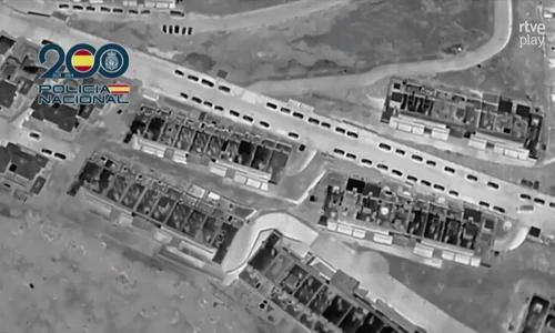 Fdesouche com est une revue de presse   Maroc rails wagons et trois niveaux dans le nouveau tunnel de drog    wlJ3w8 mp4 thumbnail png