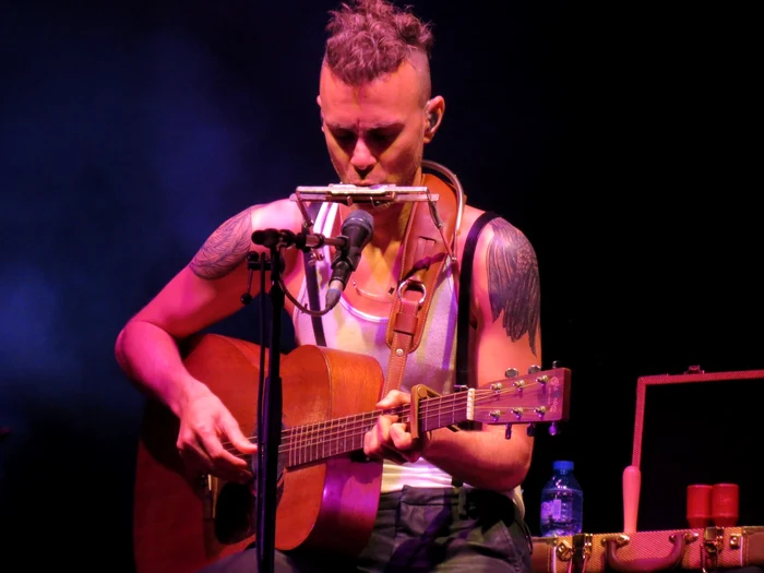 asaf avidan foto iulia rosu