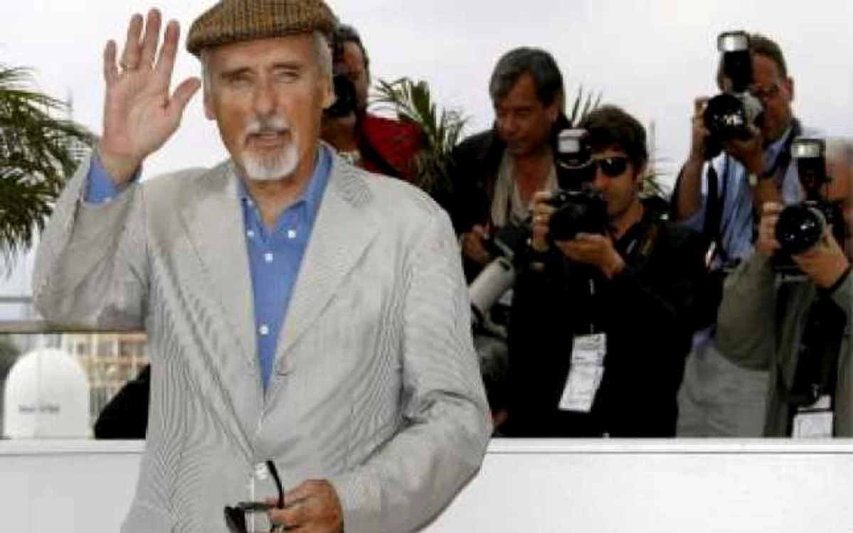 Actorul Dennis Hopper suferă de cancer la prostată