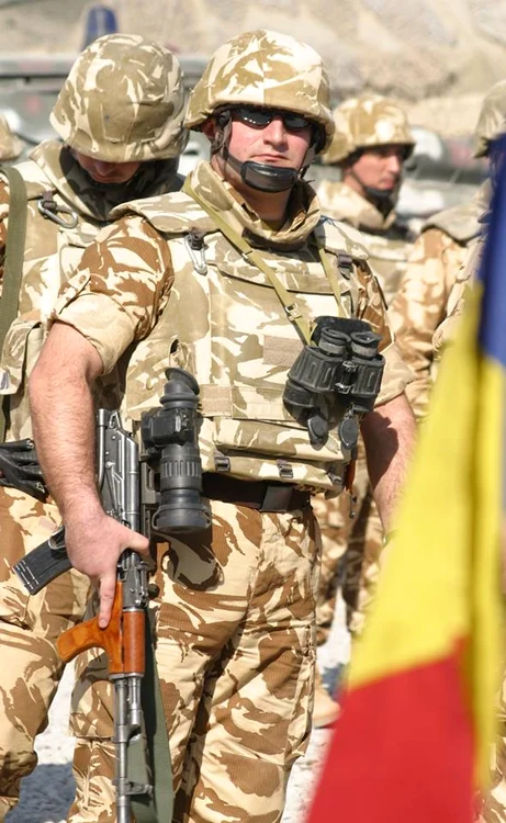 Tinerii se vor pregăti de război