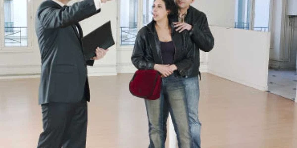 Ultima tendinţă : Rate la proprietar cu avans 50 %