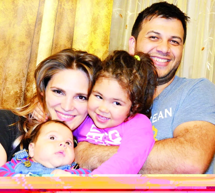 Familia Zailic doarme mai liniştită noaptea ştiind că la banca de celule stem există o asigurare pentru sănătatea copiilor FOTO Arhivă personală