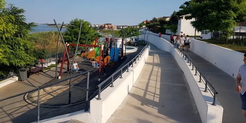 promenada orasului Ovidiu