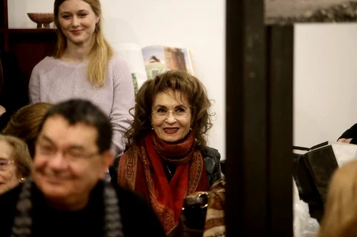 Angela Similea lansare carte Titus Munteanu Octavian Ursulescu reuniunea Scoala Vedetelor (1) jpeg