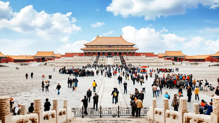 Turiștii români au invadat China