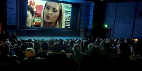 Satu Mare: Caravana de film „Spune pe scurt“ a trecut ieri pe la Satu Mare