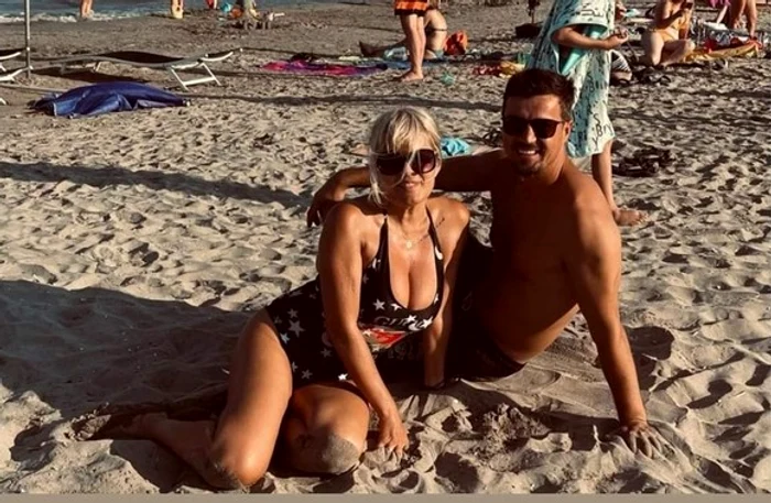 Elena Udrea e fericită: e mămică și are un iubit tinerel